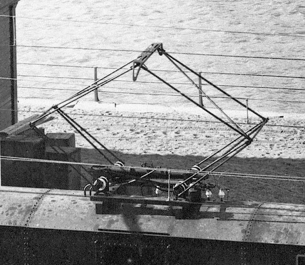 Proto pantograph
